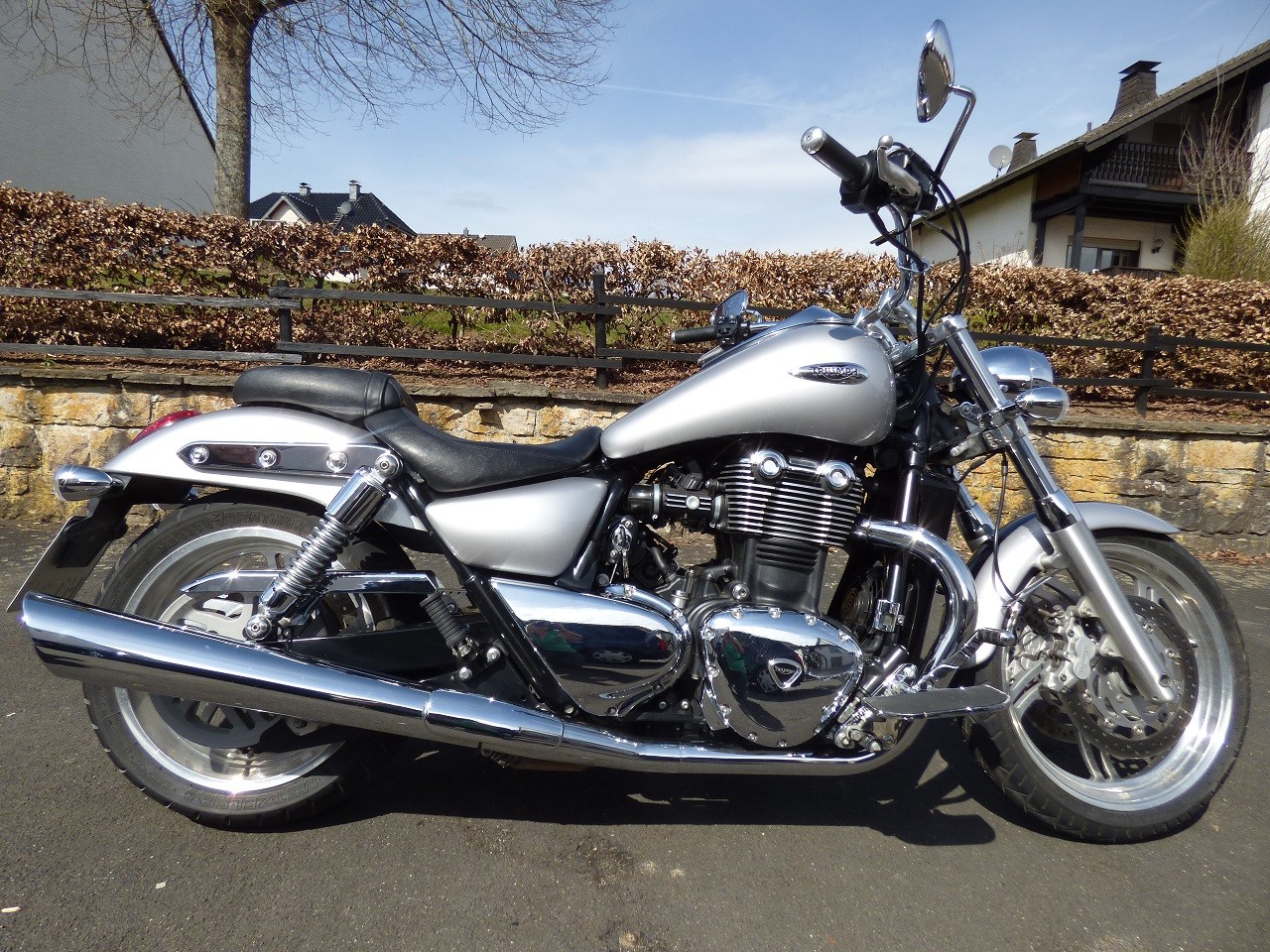 Triumph-Thunderbird-1600-1700-Ersatzteile-gebraucht_kl