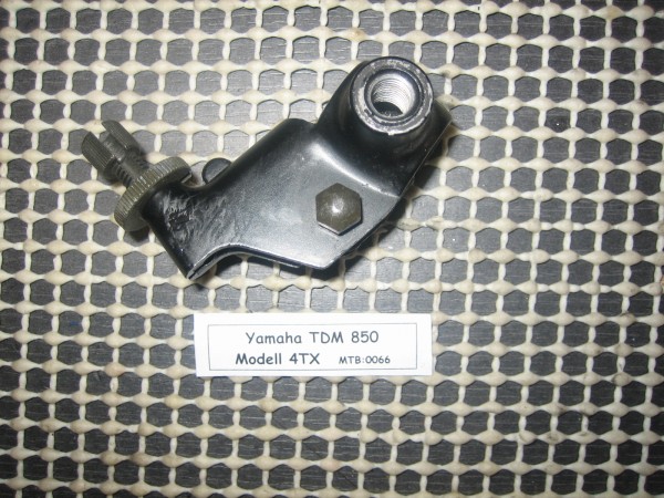 Yamaha TDM 850 4TX Aufnahme Kupplungshebel und Spiegelgewinde