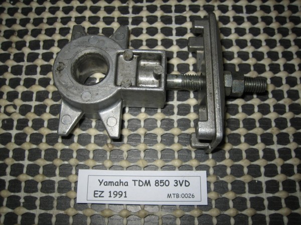 Yamaha TDM 850 3VD Kettenspanner