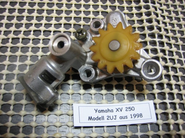 Yamaha XV 250 2UJ Ölpumpe