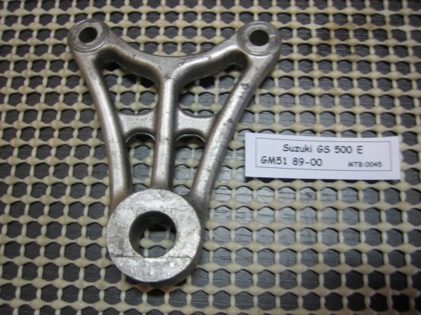 Suzuki GS 500 E Aufnahme Bremssattel hinten