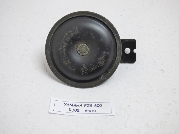 Yamaha FZS600 Fazer RJ02 Hupe