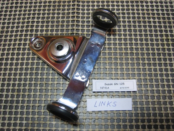 Suzuki GN 125 NF41 Aufnahme Scheinwerfer links