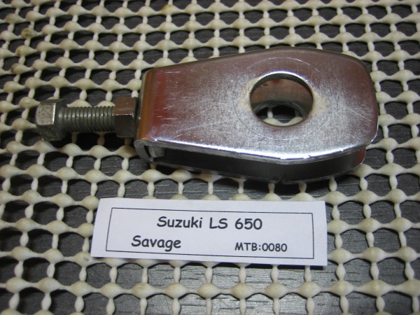 Suzuki LS 650 Savage Kettenspanner