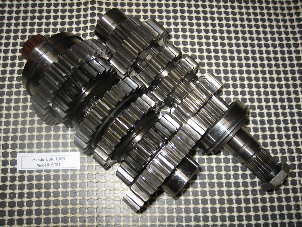 Honda CBR 1000 F SC21 Bj. 87 - cache cache moteur droit A3917