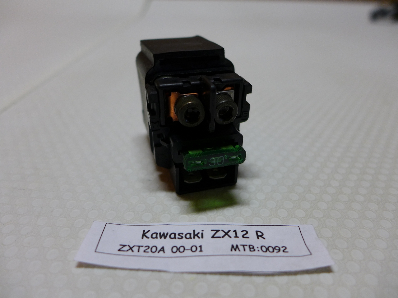 26189 ZX-12R ZXT20A-0023** レギュレーター ジャンク
