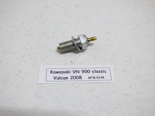 Kawasaki VN 900 Vulcan Classic Neutralschalter.JPG